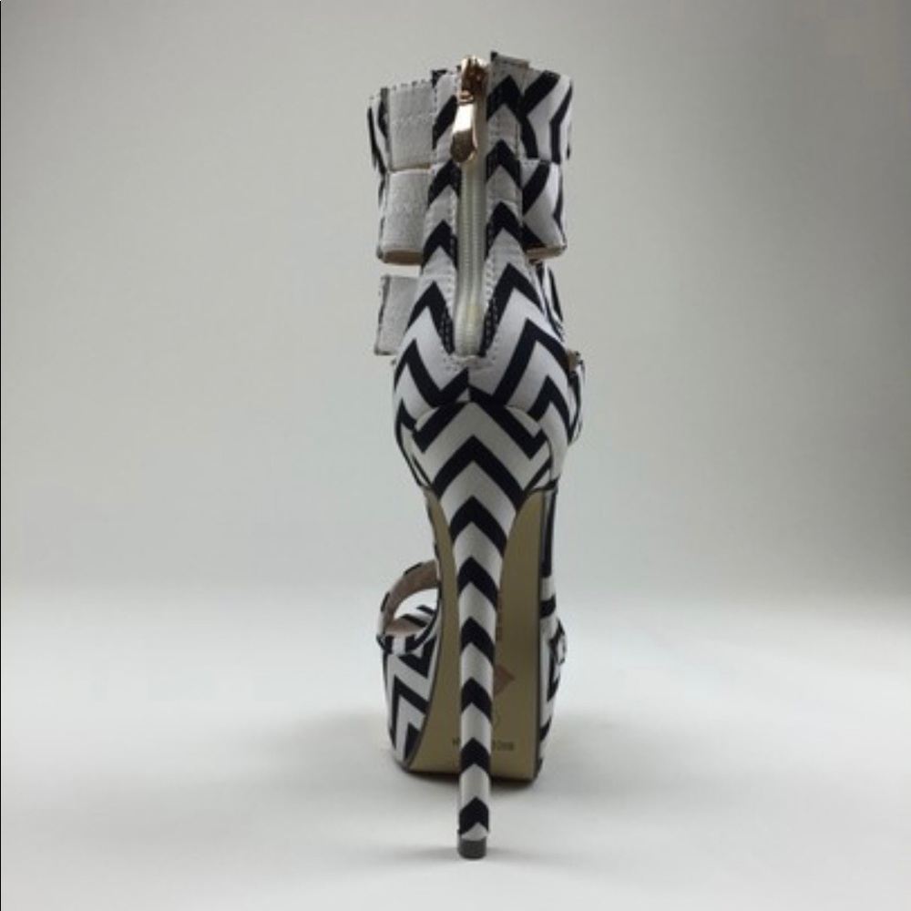 Eyecatcher - Picture 4 of 4